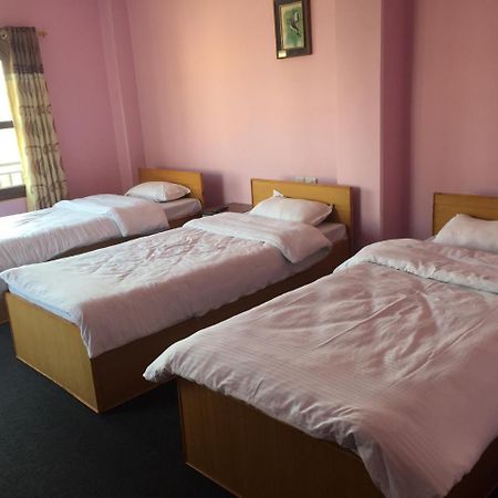 Obey Guest House Pokhara Dış mekan fotoğraf